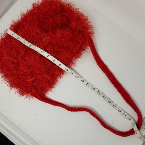 Eyelash Purse Red Crossbody Bag Crochet Flap Closure Flower Button Floral Print - Picture 7 of 9